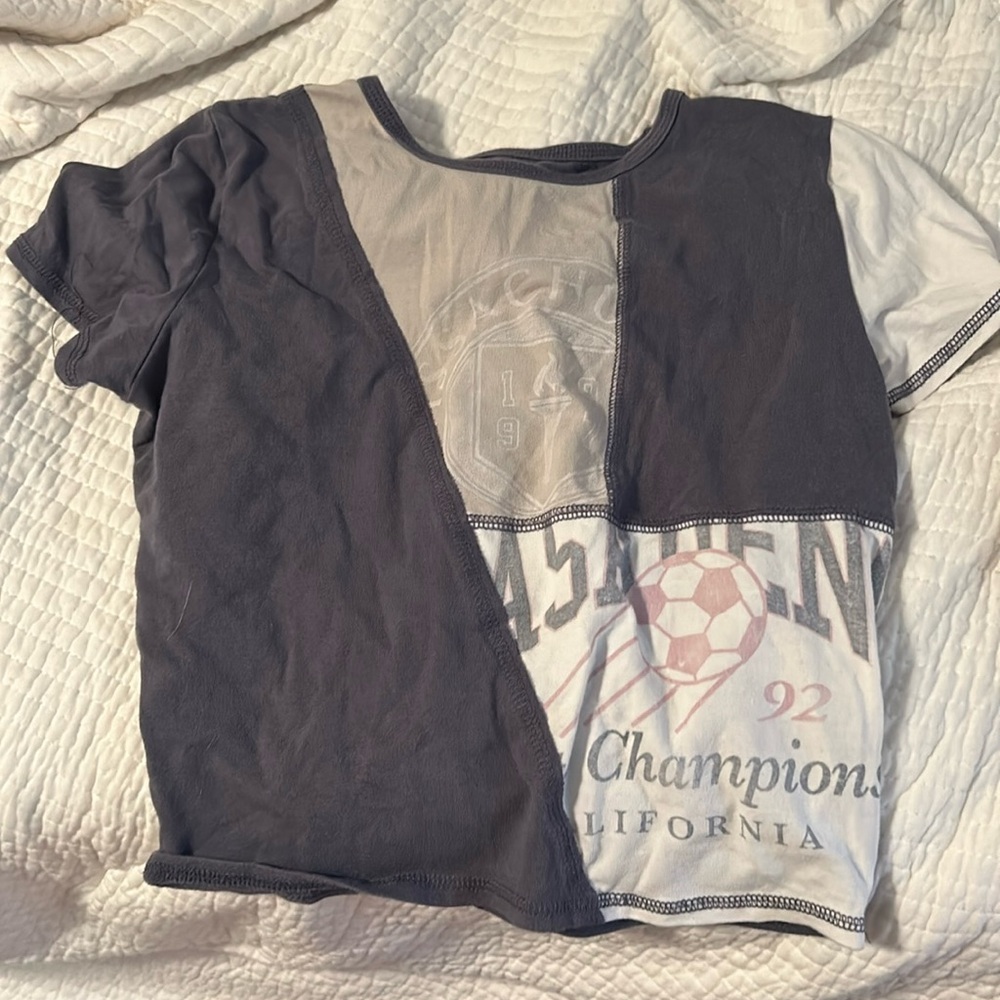 Hollister shirt